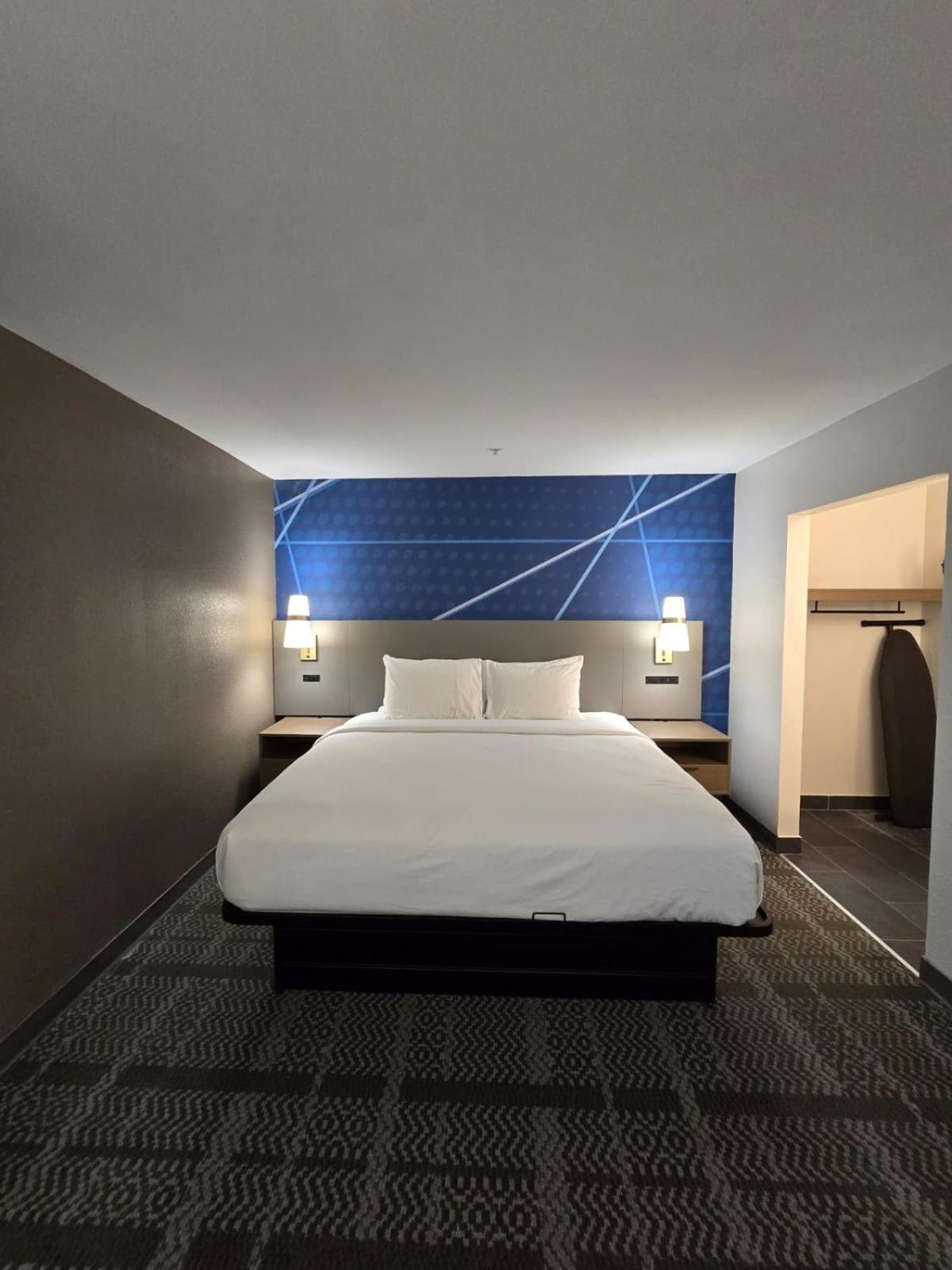Comfort Inn & Suites Саванна Экстерьер фото