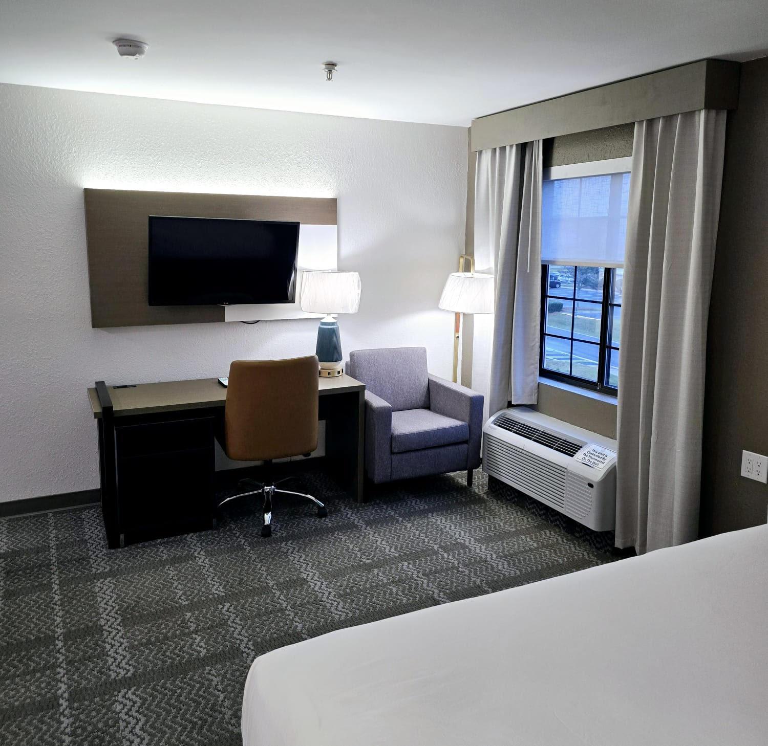 Comfort Inn & Suites Саванна Экстерьер фото